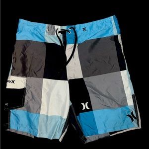 HURLEY | MENS COLOR BLOCK SWIM TRUNKS